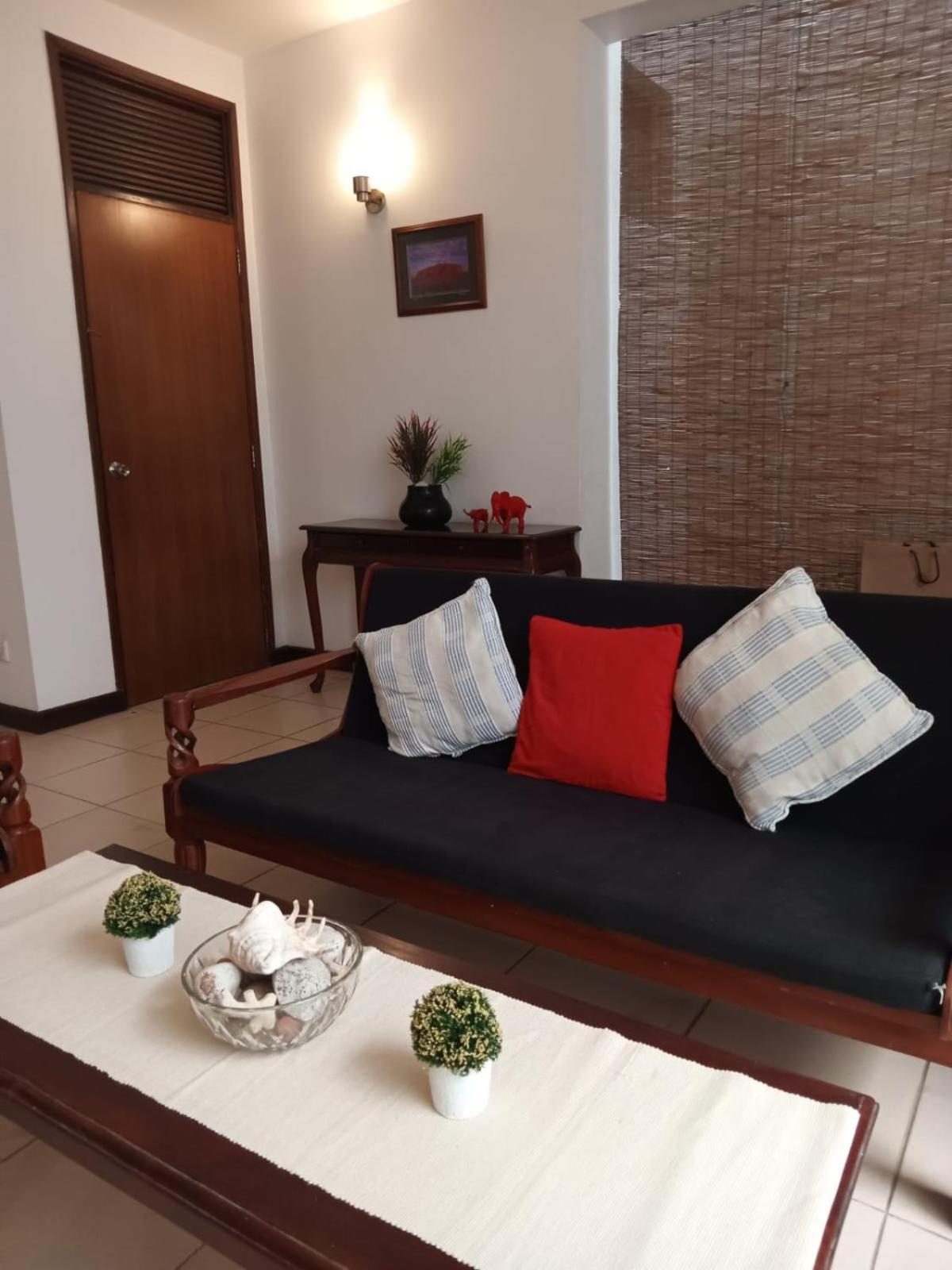 Chelsea Villa Bnb Colombo Buitenkant foto