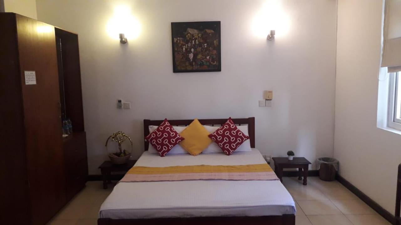 Chelsea Villa Bnb Colombo Buitenkant foto