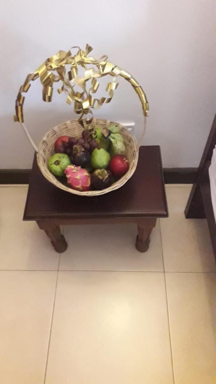 Chelsea Villa Bnb Colombo Buitenkant foto